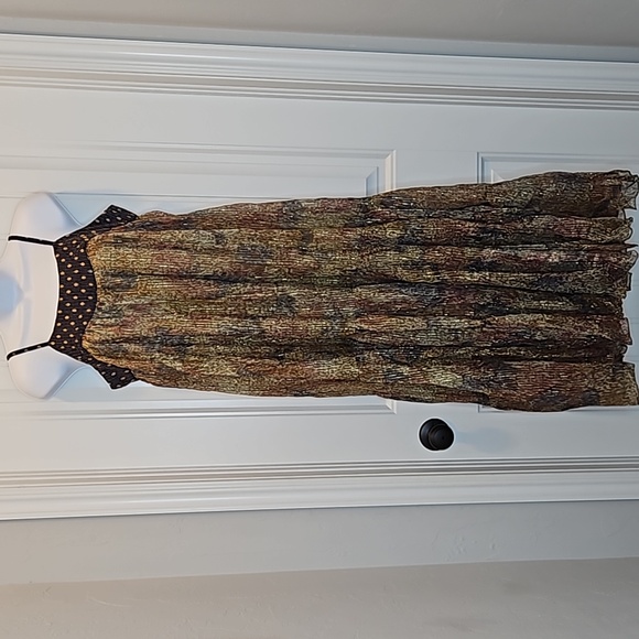 *NWT* RAGA Metallic Print Maxi Dress - Picture 2 of 15